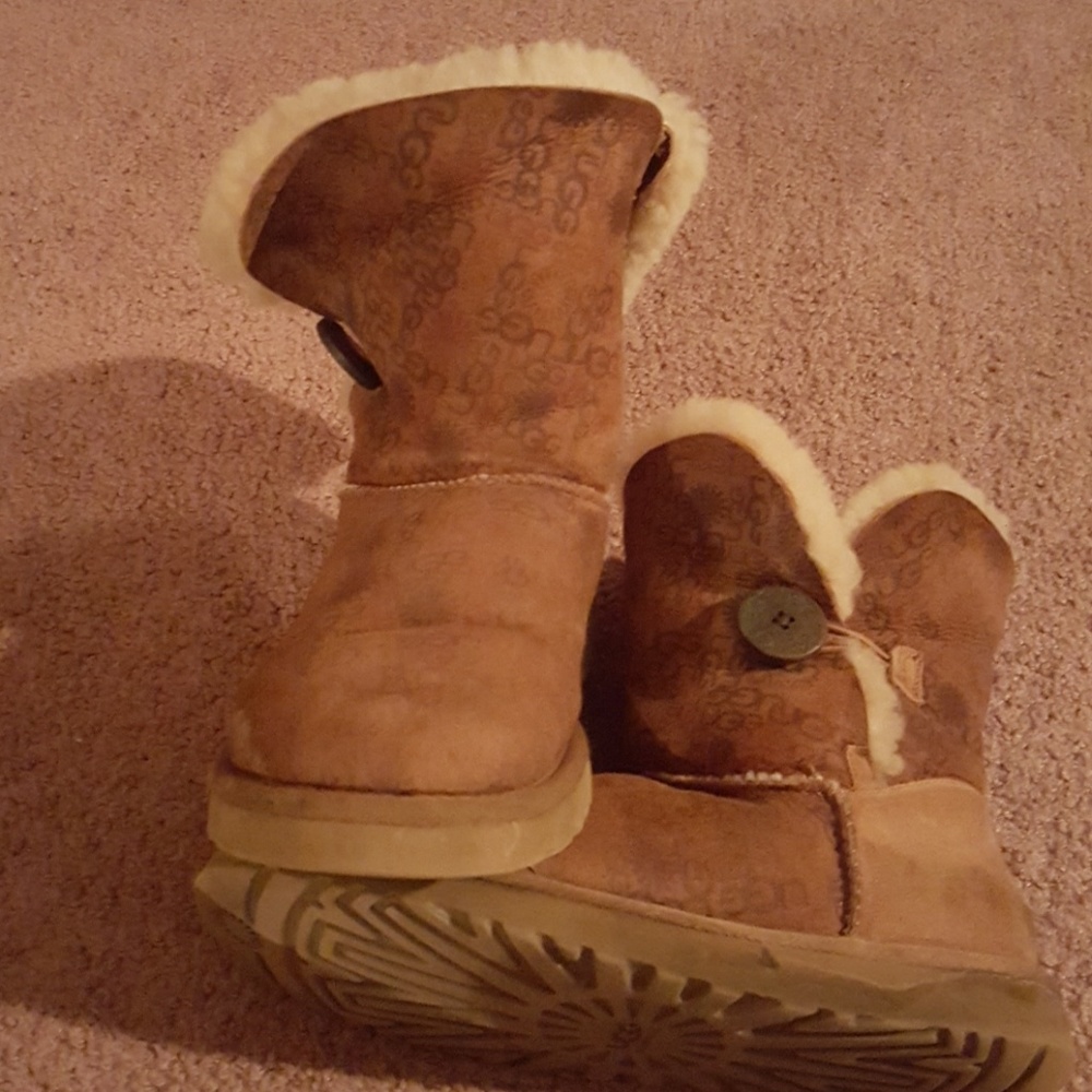 Women's Genuine UGG Boots